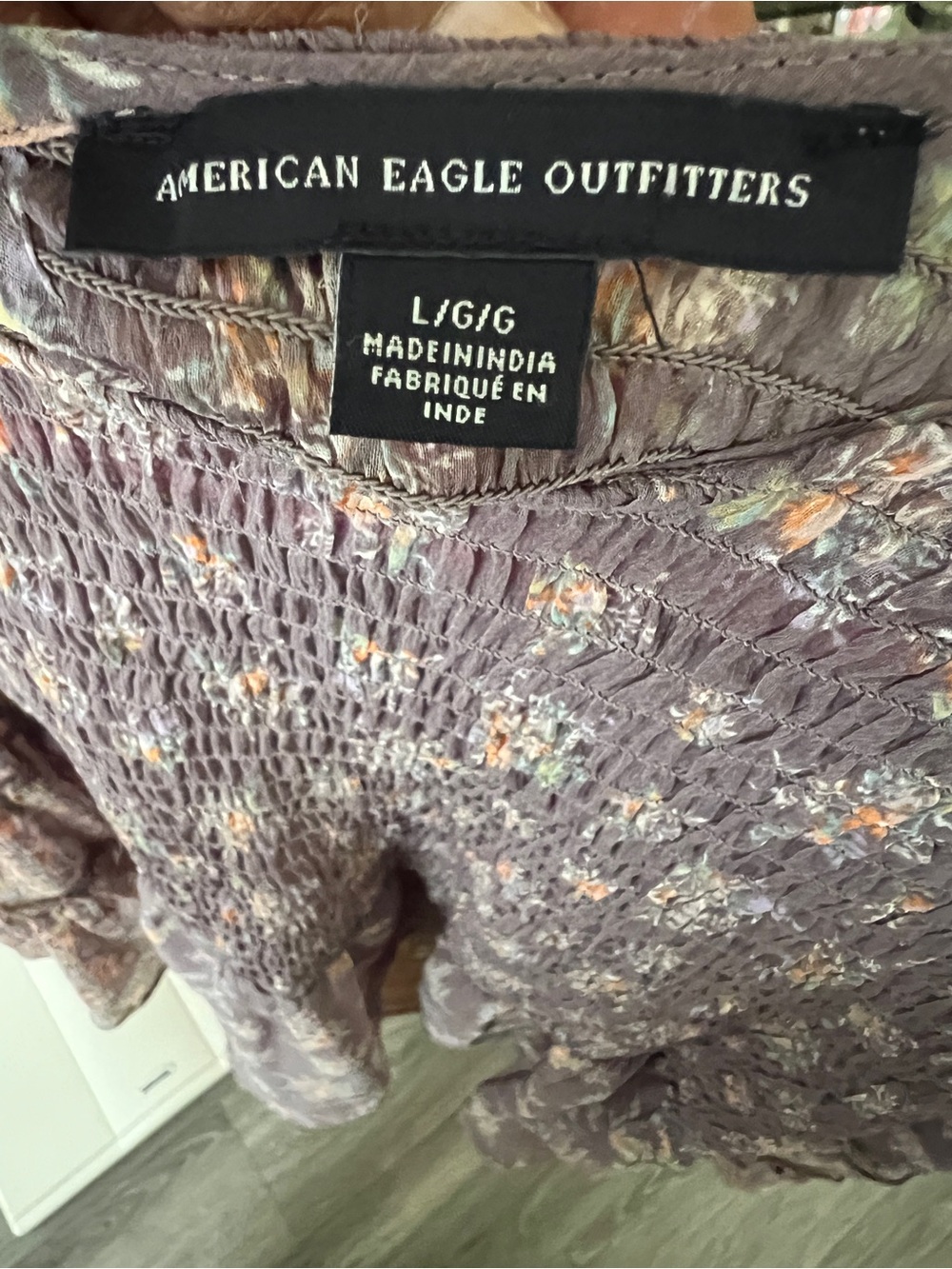 American Eagle Outfitters Mauve Floral Smocked Bell Sleeve Top - Picture 5 of 6